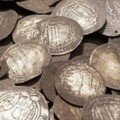 кладоискатели-любители нашли клад монет